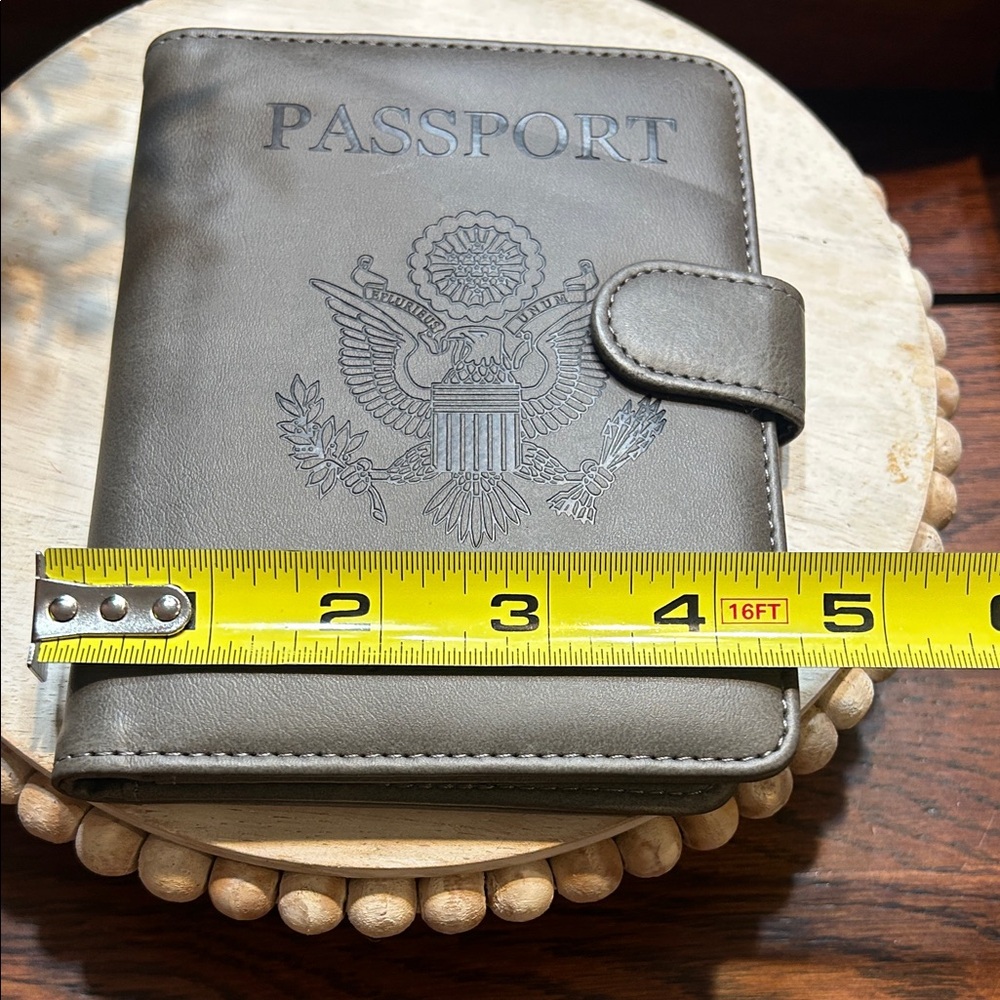 Gray United States of America Passport Holder - Picture 5 of 5